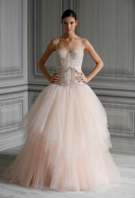 Abiti da sposa con tulle