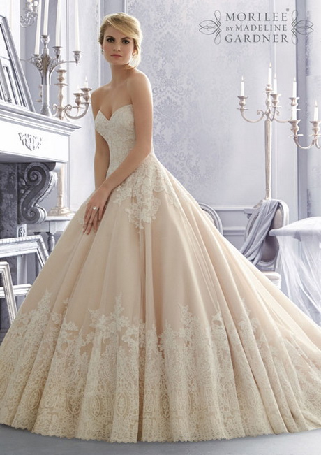 Abiti da sposa romantici 2015