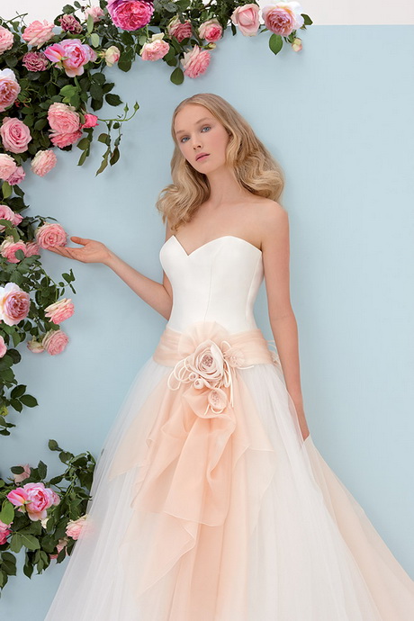 Abiti da sposa valentini collezione 2015