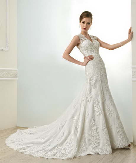 Abito da sposa elegante e raffinato