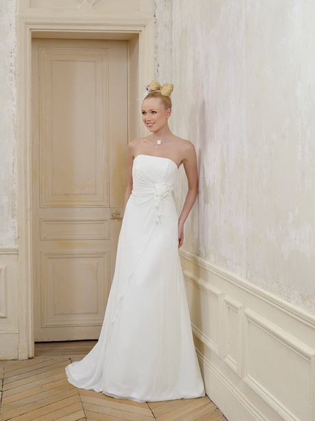 Abito da sposa semplice ed elegante