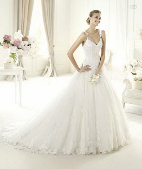 Abito da sposa tulle e pizzo