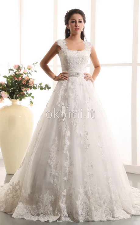 Abito in pizzo sposa