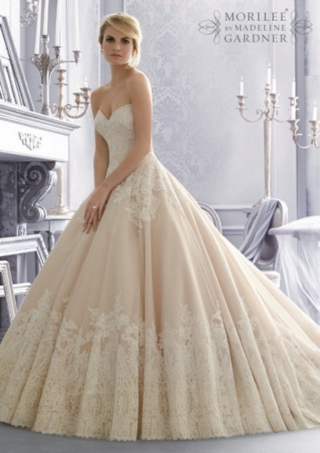 Vestiti da sposa in pizzo 2015