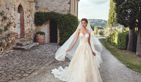 Vestiti da sposa particolari 2019