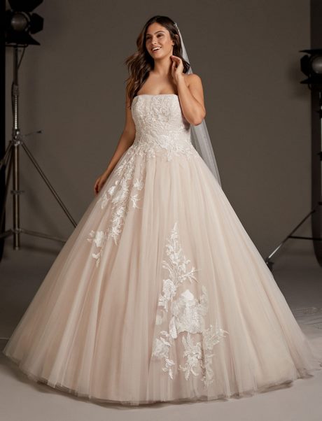 Abiti da sposa pizzo 2020