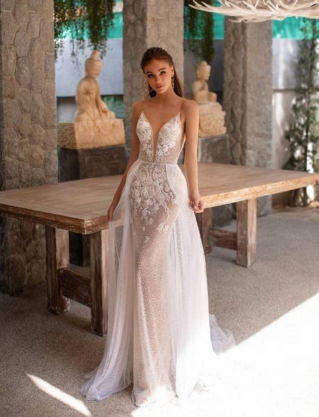 Abiti da sposa rossi 2020