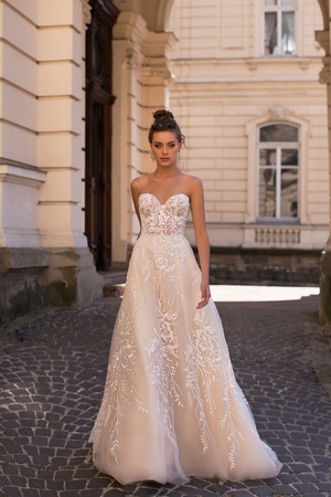 Sposa pizzo 2020