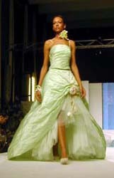 Abito da sposa bianco e verde