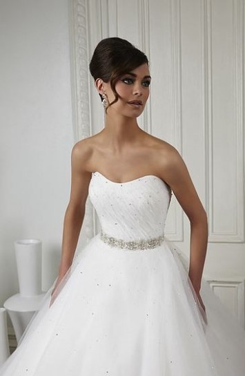 Abito da sposa brillantinato