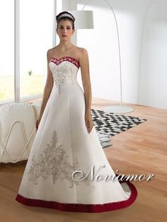 Abito sposa bianco e rosso