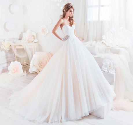 Abiti da sposa colet 2018