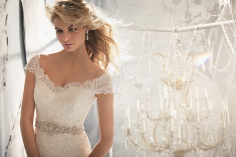 Abiti da sposa in pizzo francese 2018