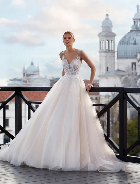 Vestiti da sposa nicole 2023