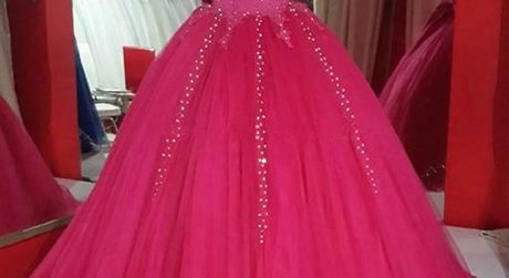 Abito da sposa fucsia