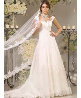 Abiti da sposa con bretelle