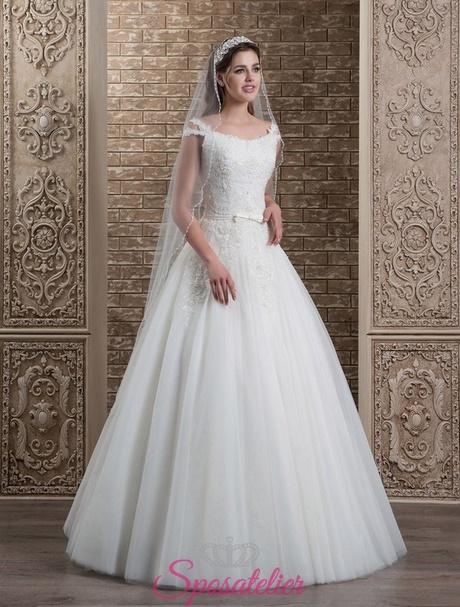 Abiti da sposa con bretelle