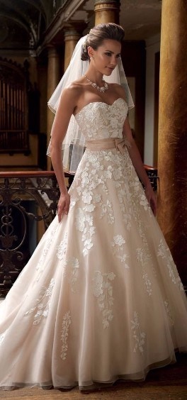 Abito da sposa champagne