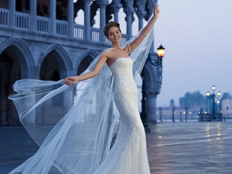 Abito da sposa principesco con swarovski