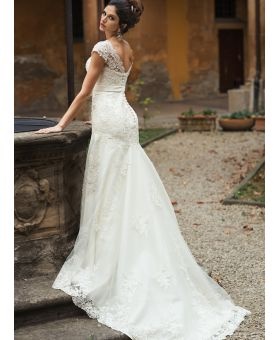 Abito sposa scollo av