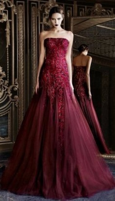 Vestiti da sposa bordeaux