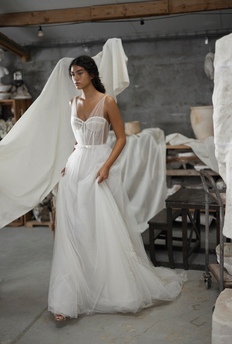 Vestiti da sposa estate 2023