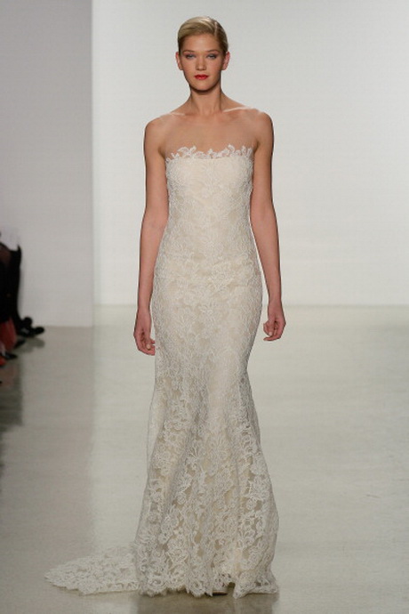 Abito da sposa in pizzo 2015