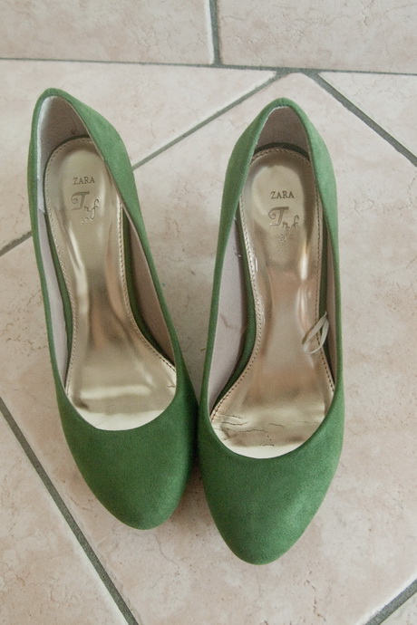 Scarpe verdi con tacco