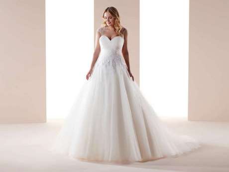 Vestiti sposa pizzo 2019