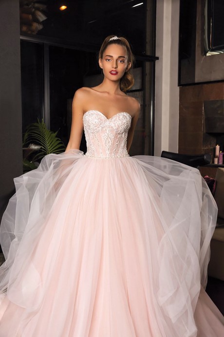 Abiti da sposa colorati collezione 2020