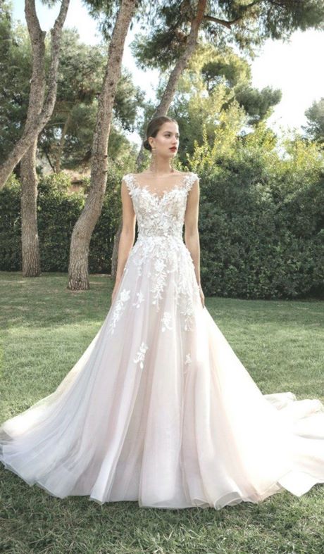 Abiti da sposa di pizzo 2020