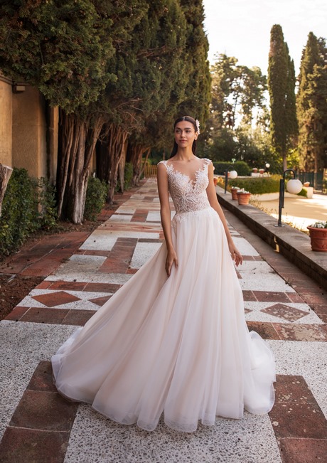 Abiti da sposa in tulle 2020