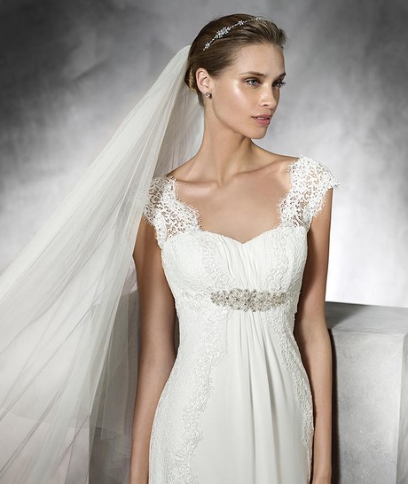 Abiti da sposa stile impero pronovias