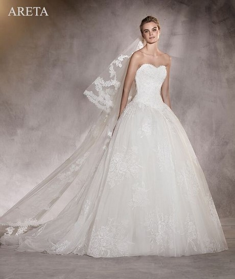 Pronovias vestiti