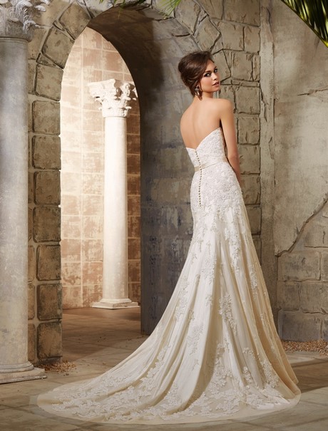 Vestitida sposa