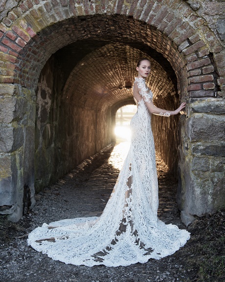 Abiti da sposa vanitas collezione 2018