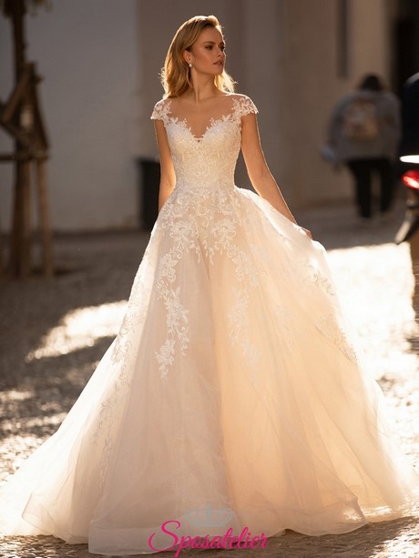 Abiti da sposa 2022 pizzo