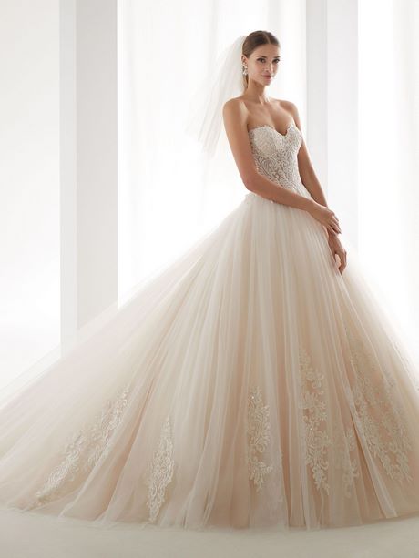 Abiti da sposa 2019 ampi