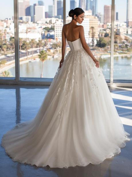 Vestiti da sposa pronovias 2021