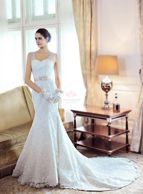 Abiti da sposa in macramè