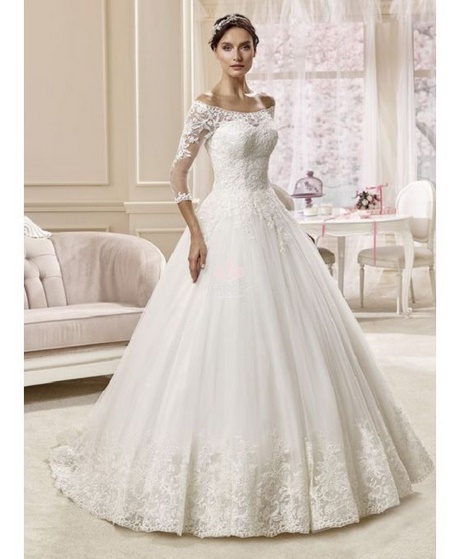 Abito da sposa pizzo ampio