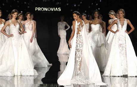 Sfilata pronovias 2017