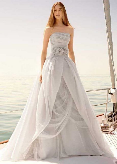 Vestiti da sposa grigio perla