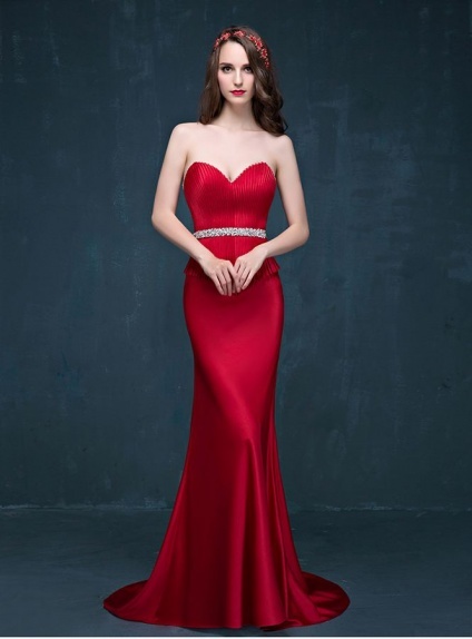 Vestito lungo rosso elegante