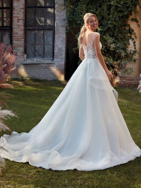 Abiti da sposa colet 2022