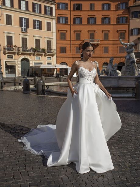 Abiti da sposa passaro 2021