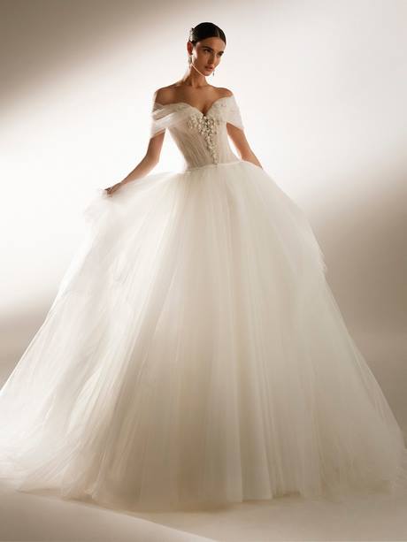 Pronovias collezione 2021