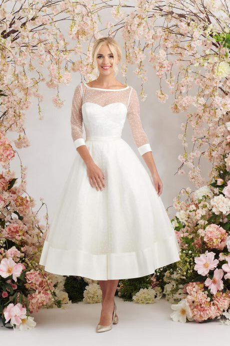 Vestiti da sposa 2021 corti