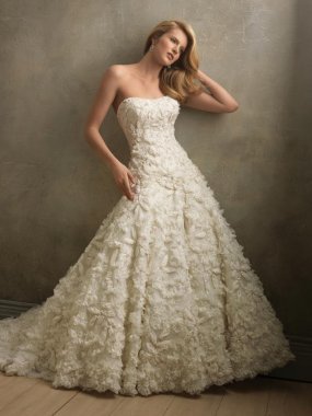 Immagini dei vestiti da sposa