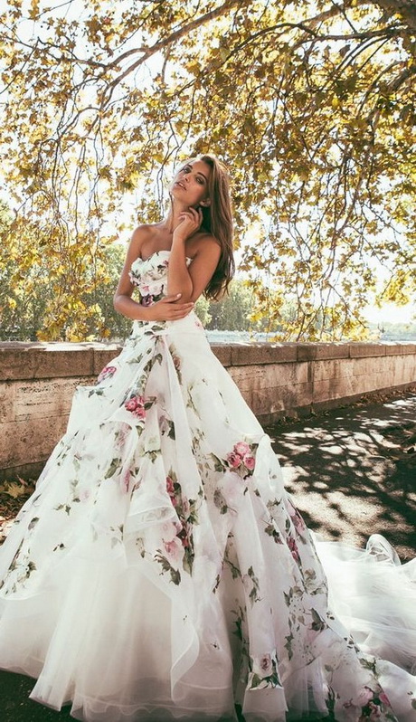 Abiti da sposa colorati 2017